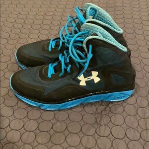 Under Armour Spine Predator